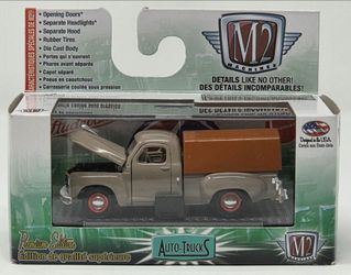 M2 Machines 1949 Studebaker 2R Truck 1:64 Scale Diecast Auto-Trucks Premium