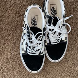 Vans Old Skool Checkerboard Skate Shoe - Black / White