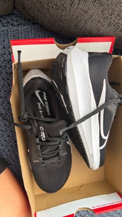 Nike Pegasus size 7