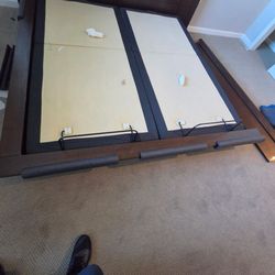 King wood frame