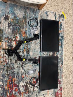 Huanuo dual monitor mount with 27 in. Asus monitors and all cables!