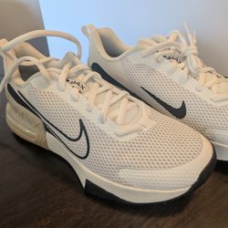 Nike Air Max Alpha Trainer 6 Size 13 **NEW**
