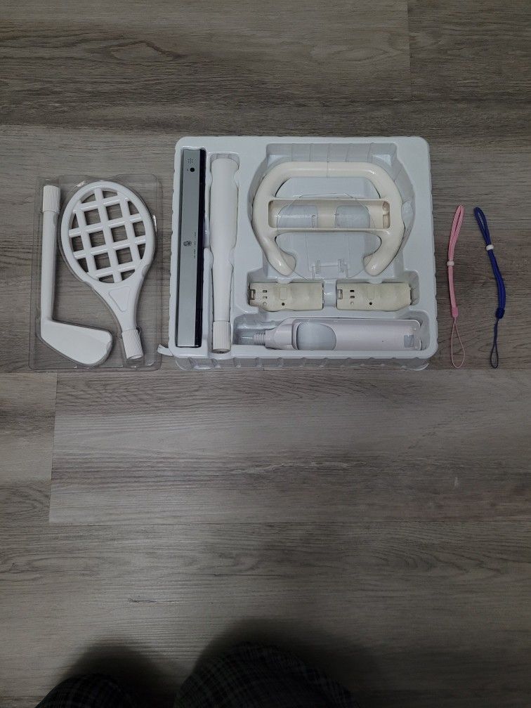 Nintemdo WII Accessories