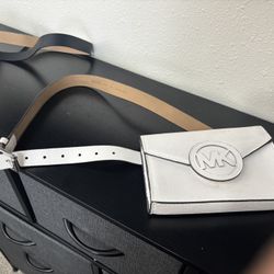 White Belt And Purse