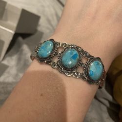 Santa Fe Style Kingman Turquoise Cuff Bracelet - 7” -  new