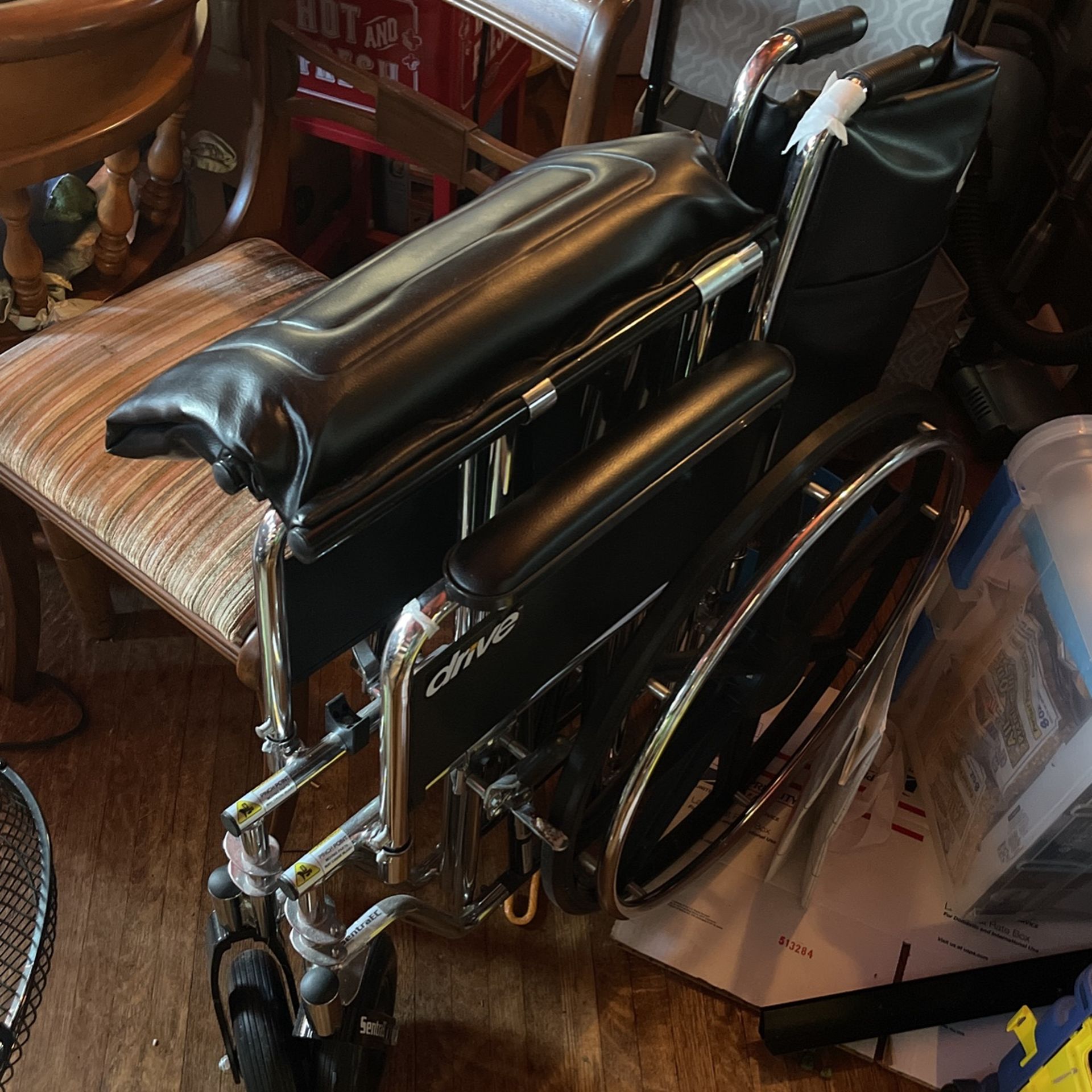 Wheel Chair For Heavier Person: FREE