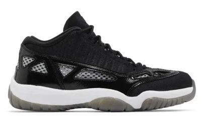 Air Jordan 11 Retro Low  Black