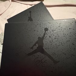 Jordan Black Cats 4s