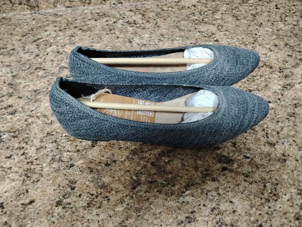 10 Boxes Of These For $50 Brand New Size 8 Womens