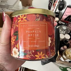 Bath & Body Works Candles