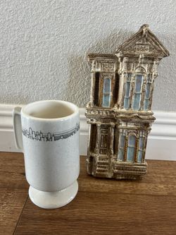 Ceramic Mug with Skyline Design and City Life Building Decor