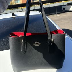  Coach Purse -black