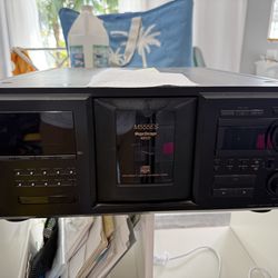 Sony M555ES 400 Disc CD Player (AS IS)