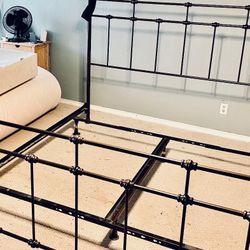 Metal Bed frame 