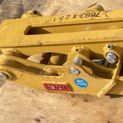 Brand New Manual Thumb 10” Mini Excavators