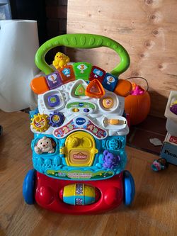 VTech Stroll & Discover Activity Walker