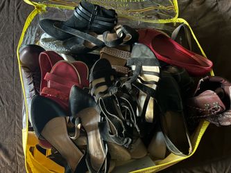 Shoes of different sizes/new and used
