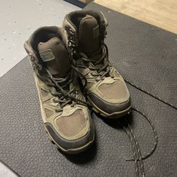 Denali Women’s Hiking Boots