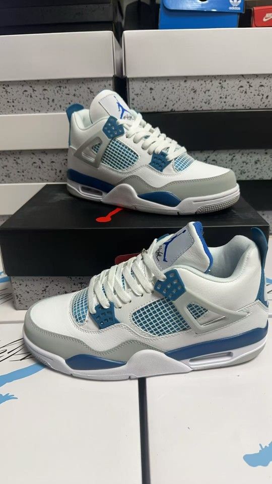 Air Jordan 4 Retro Military Blue