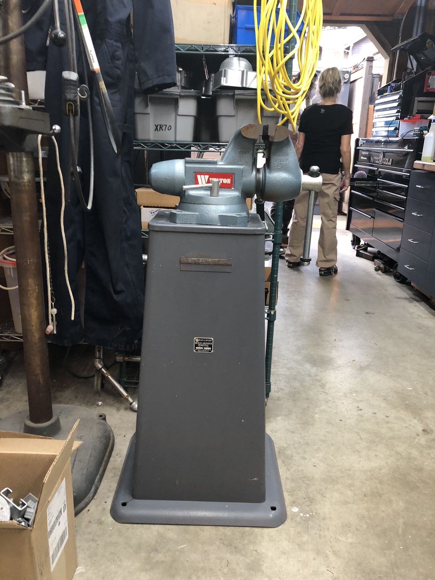 Grinder or Buffer Pedestal Stand