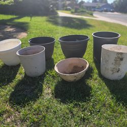 Pots /planters all for $15