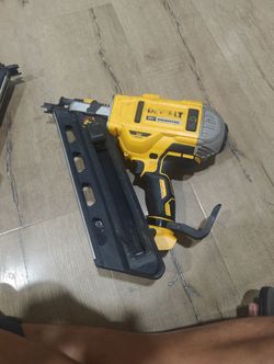 20-Volt 30° Cordless Framing Nailer (Tool-Only)