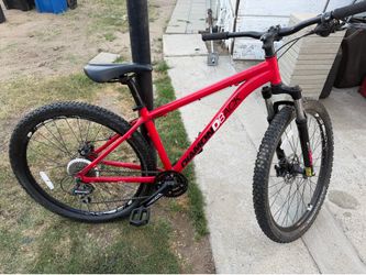 Diamondback overdrive 27.5/650b medium MTN w/ specialized parts bicycle