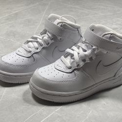 Nike Sneakers 