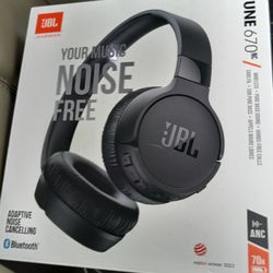 JBL Tune670nc Wireless Noise Canceling Headphones 