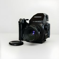 Zenza Bronica ETRSi Medium Format Film Camera with AE Finder III, Speed Grip, 120 Film Back and Dark Slide
