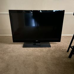 SANYO 50 INCH TV GOOD CONDITION 