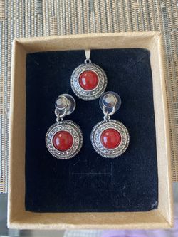 Silver Set With Agate Stone
