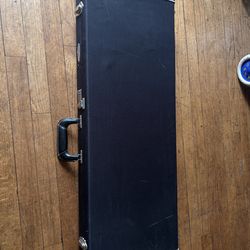 Stagg Wooden Hard Case Electeic Guitar