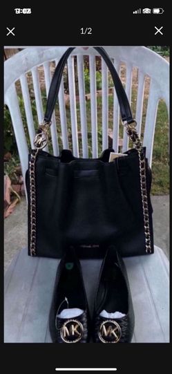Michael Kors set NWT flats size 8 Pick up location in the city of Pico Rivera