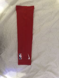 Supreme NBA Nike Basketball red arm sleeve for Sale in Brooklyn