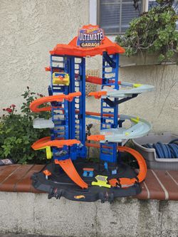 Hot wheels Ultimate Garage 