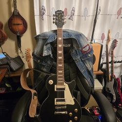 Epiphone Les Paul Traditional Pro IV Worn Ebony Electric Guitar