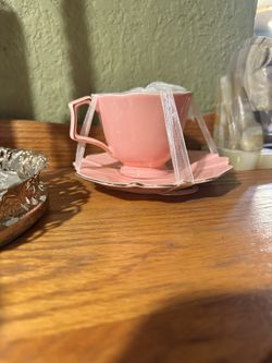 Meritage Pink butterfly montague Tea Cup and Saucer Set