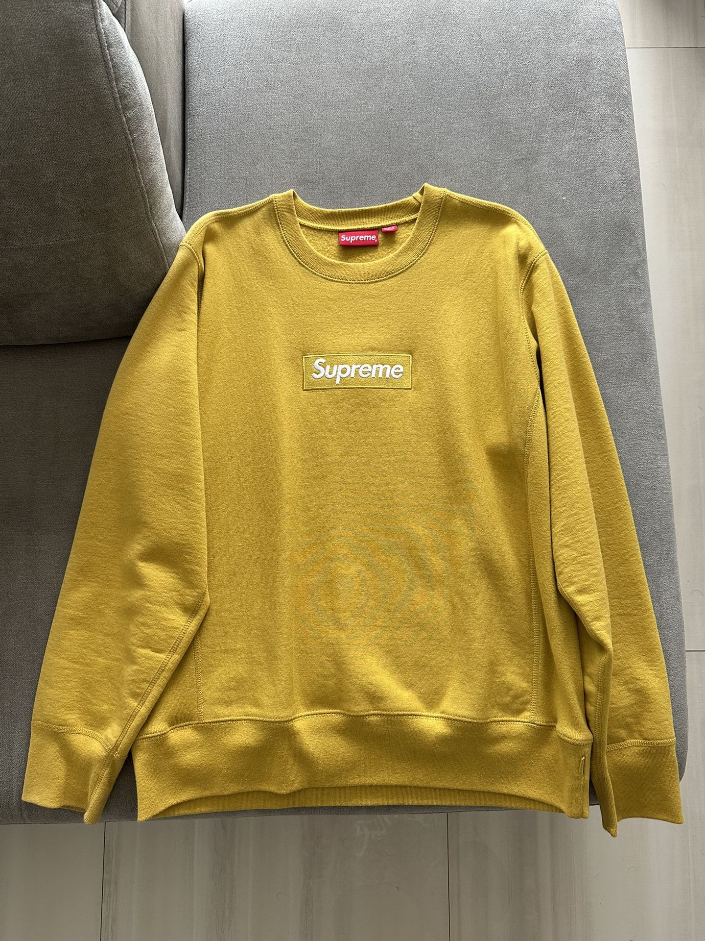 Supreme Box Logo Crewneck (FW18)