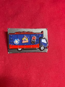 Amazon Treasure Truck Star Wars Darth Vader AMAZON PECCY PIN