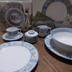 Very Nice Serving Set