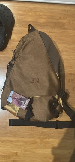Crossbody bag