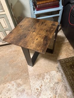 End table