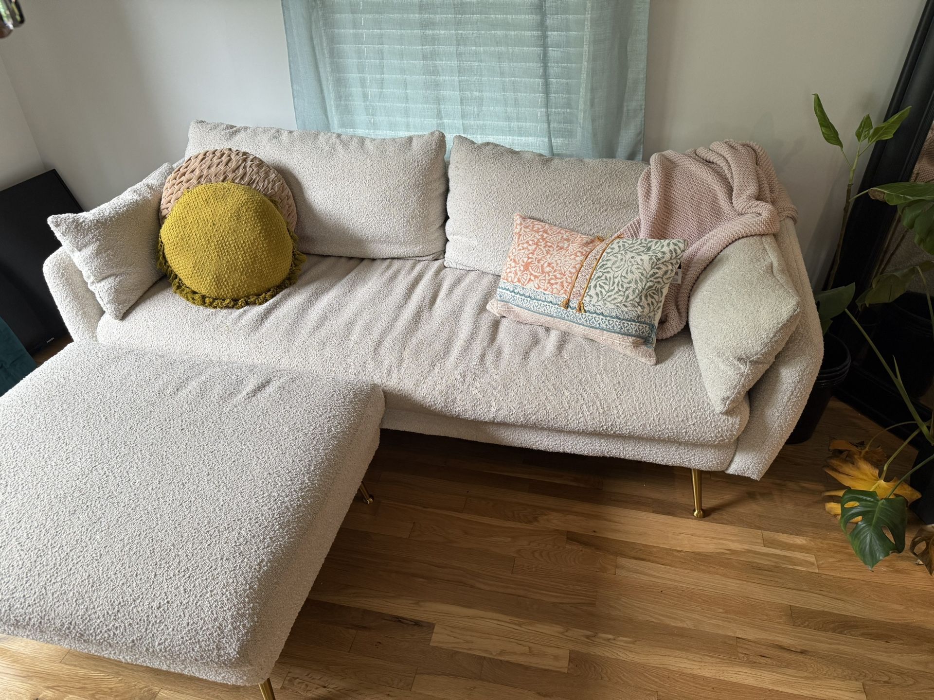Albany Park - Park Collection Sofa