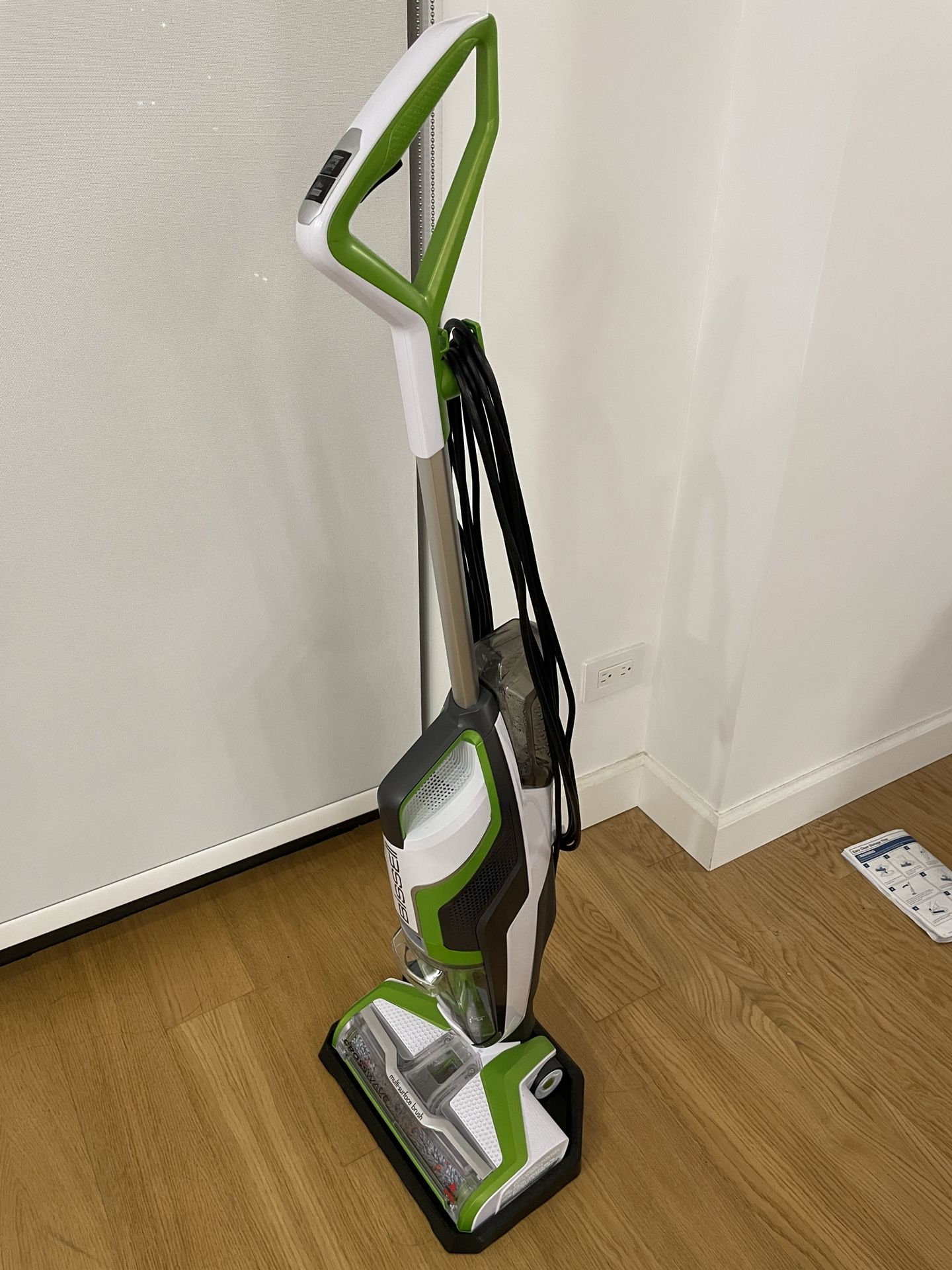 Electric mop (Pick-up after 4/13)