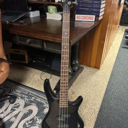 Bass Guitar 
