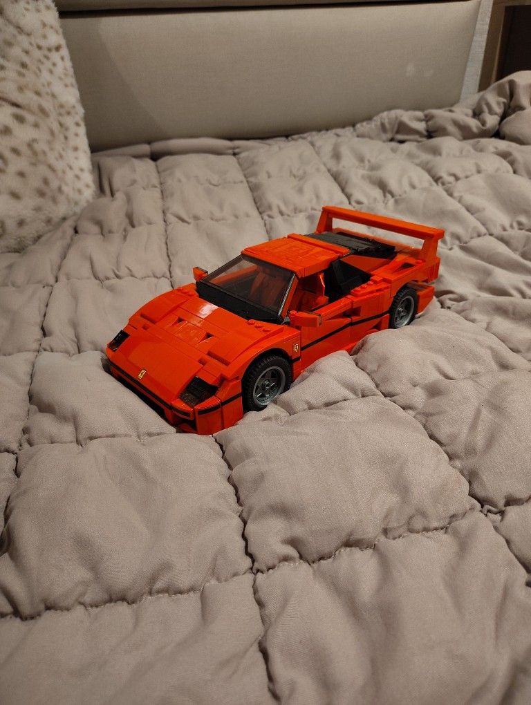 The LEGO Creator Expert Ferrari F40 (10248)