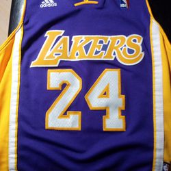 JERSEY PURPLE AND GOLD 