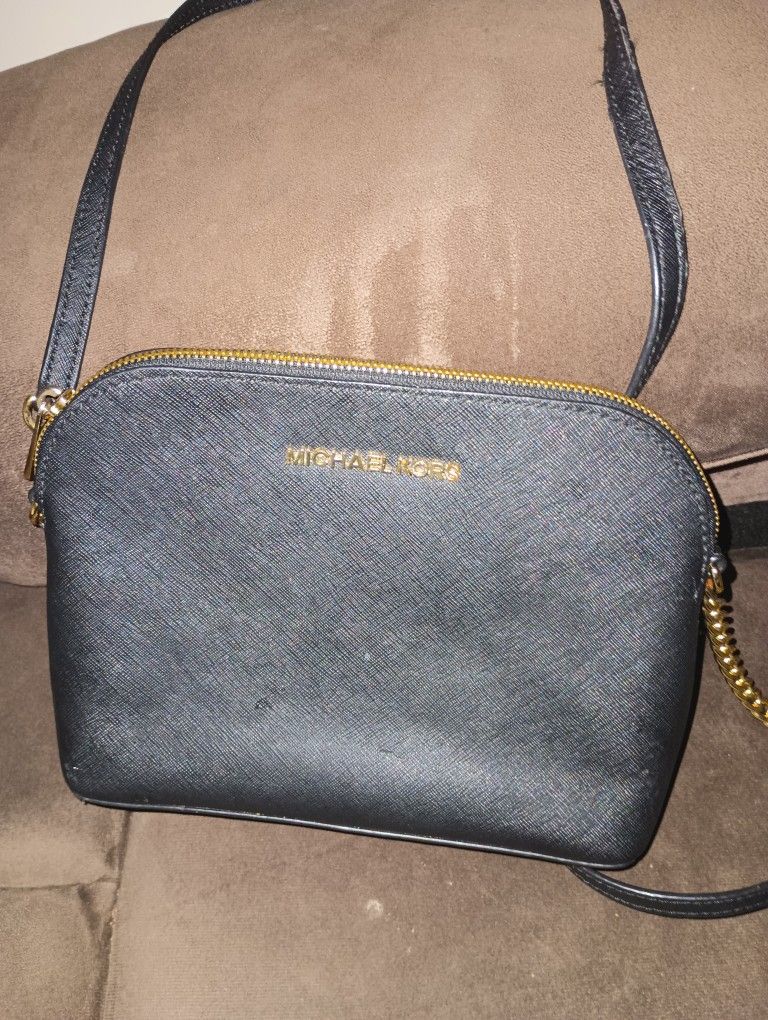 Michael Kors Crossbody Purse Pick Up In Florence Ky Cash Only 