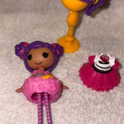 Lalaloopsy Mini Doll  Storm E   Swap N Style  Doll  & 2 Hair  Wigs & 2 dresses and mannequin